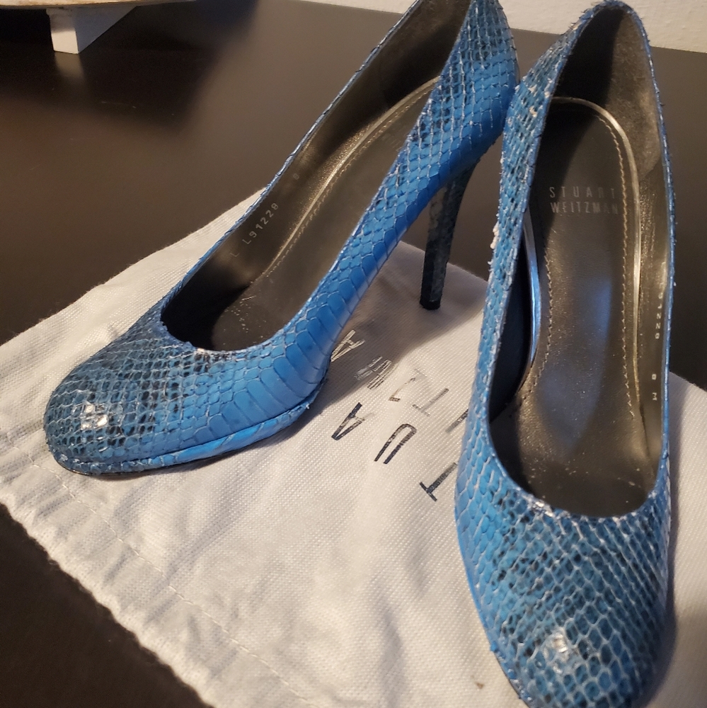 Stuart Weitzman Pumps